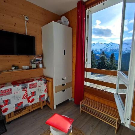 Le Petit Nid Rouge Apartment Ustou Exterior photo
