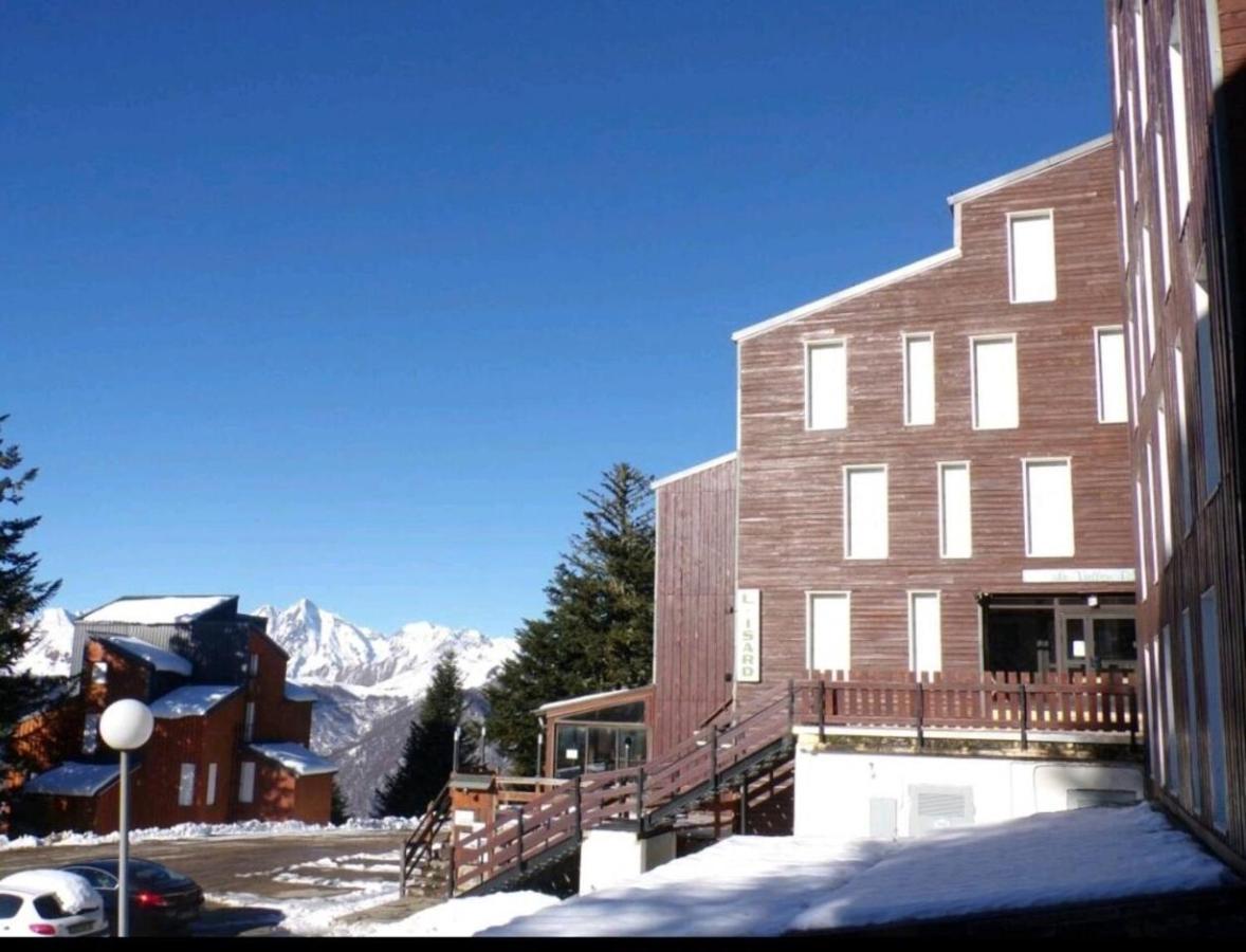Le Petit Nid Rouge Apartment Ustou Exterior photo